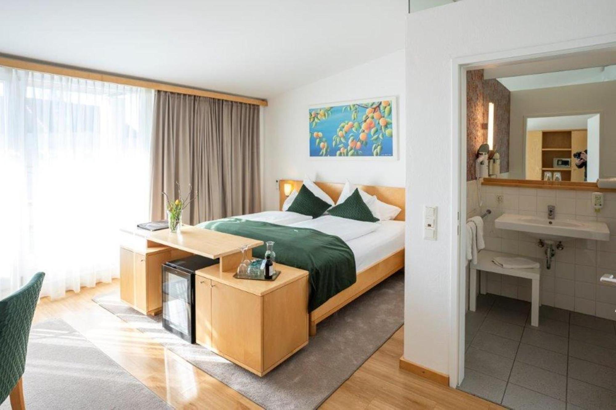 Hotel Klinglhuber Кремс Стая снимка