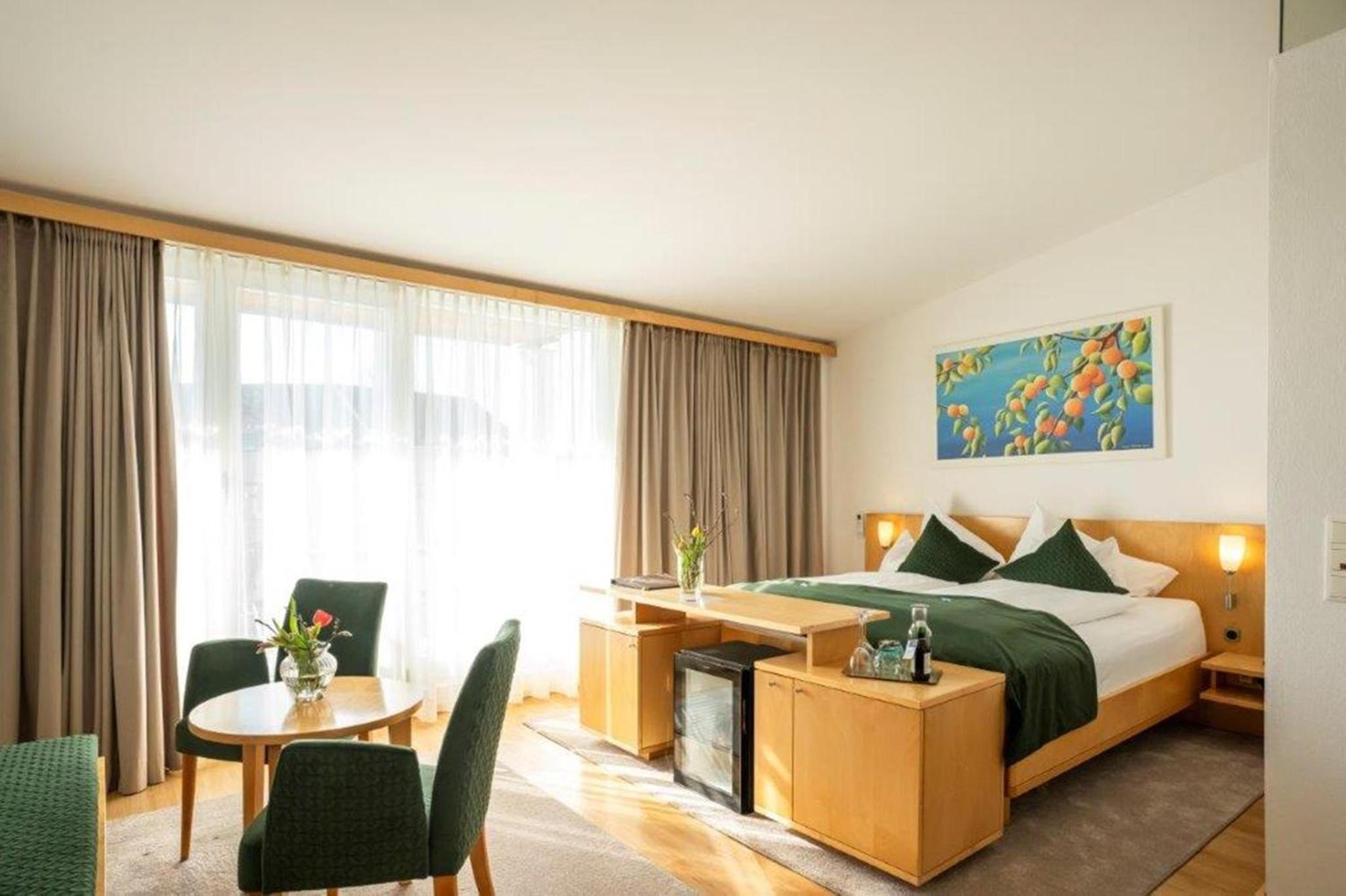 Hotel Klinglhuber Кремс Екстериор снимка