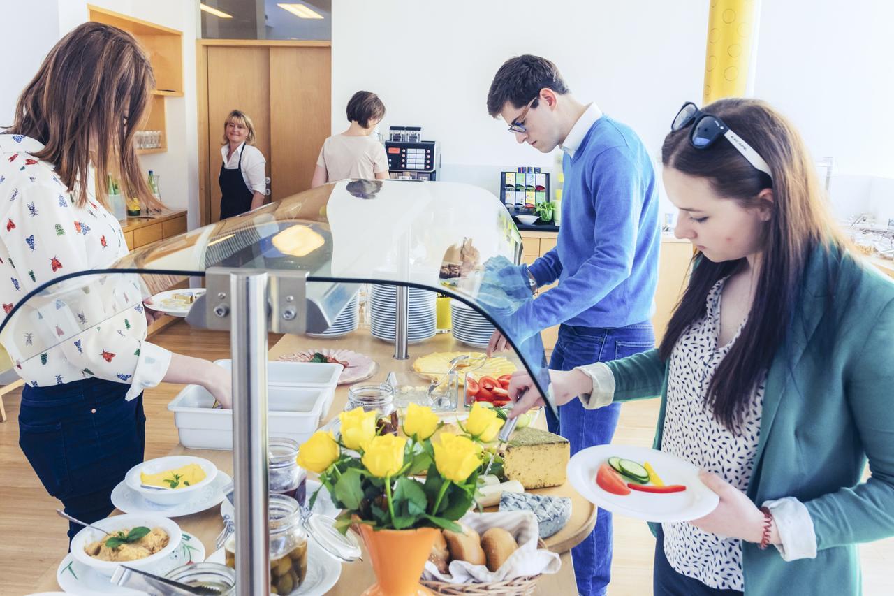 Hotel Klinglhuber Кремс Екстериор снимка